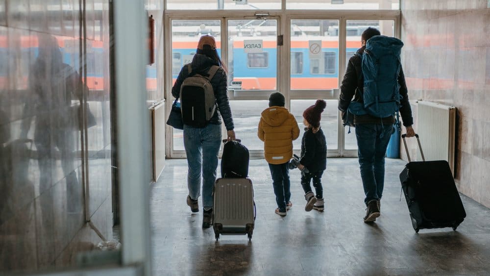 Le gouvernement monte au front contre les vacances « sans enfants »