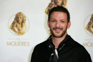  Vincent Dedienne dévoile un premier album à l’automne et annonce une tournée de 21 dates