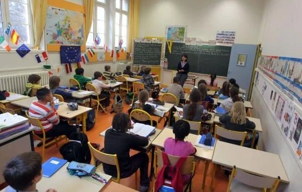 Meurtre à Nogent : une minute de silence jeudi dans toutes les écoles