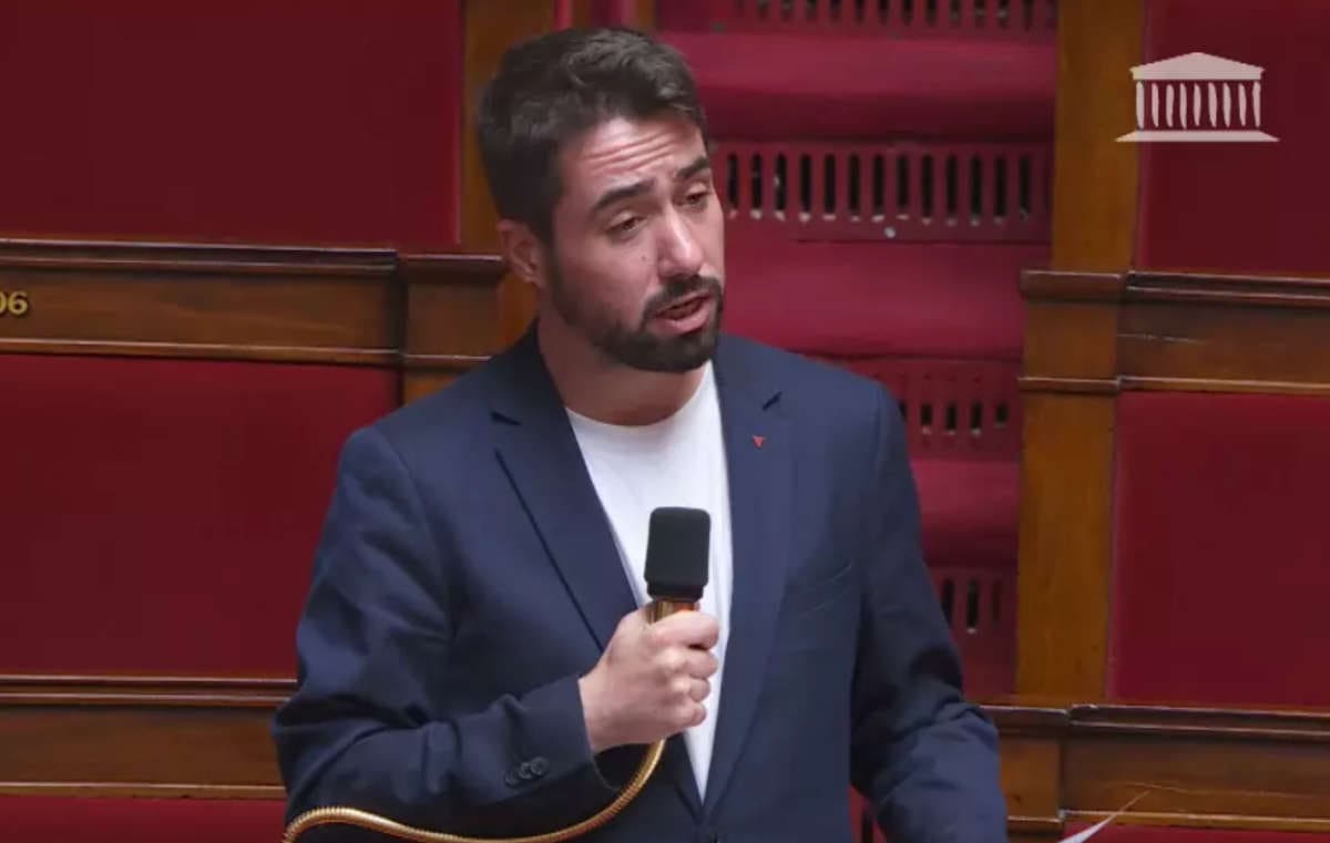 Andy Kerbrat de retour à l’Assemblée : LFI minimise un scandale qui interroge