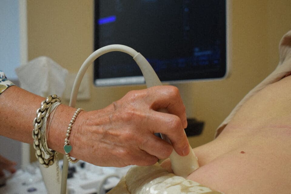 Échographies de « plaisir » : elle est condamnée pour exercice illégal