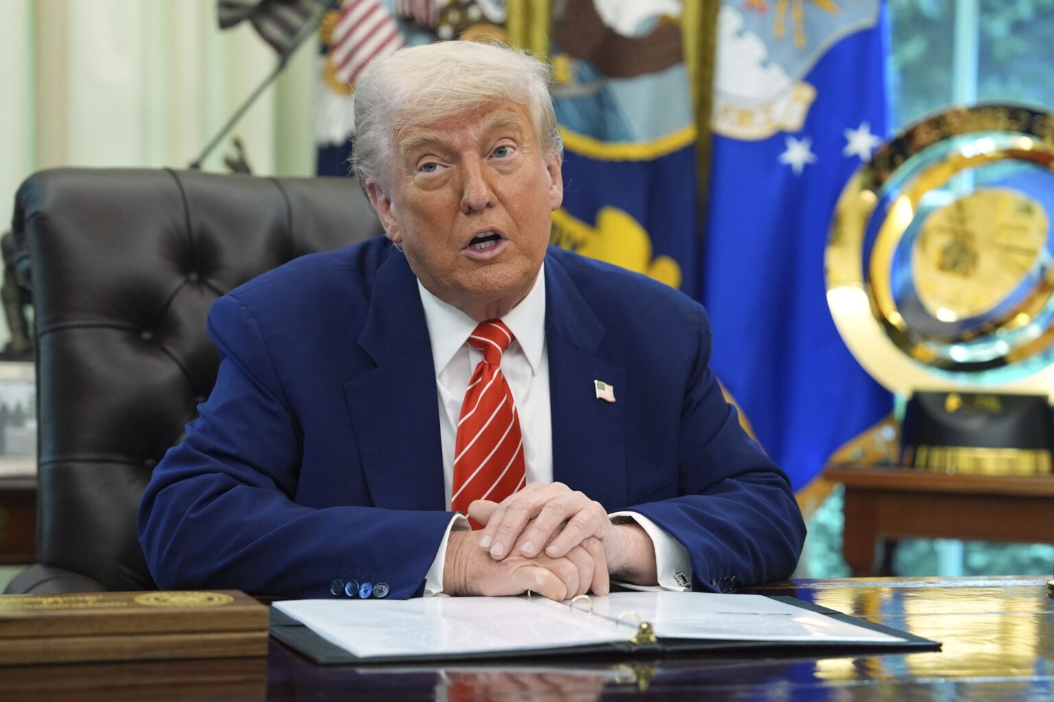 Ukraine : Trump affirme avoir parlé avec Poutine, mais écarte une "paix immédiate"