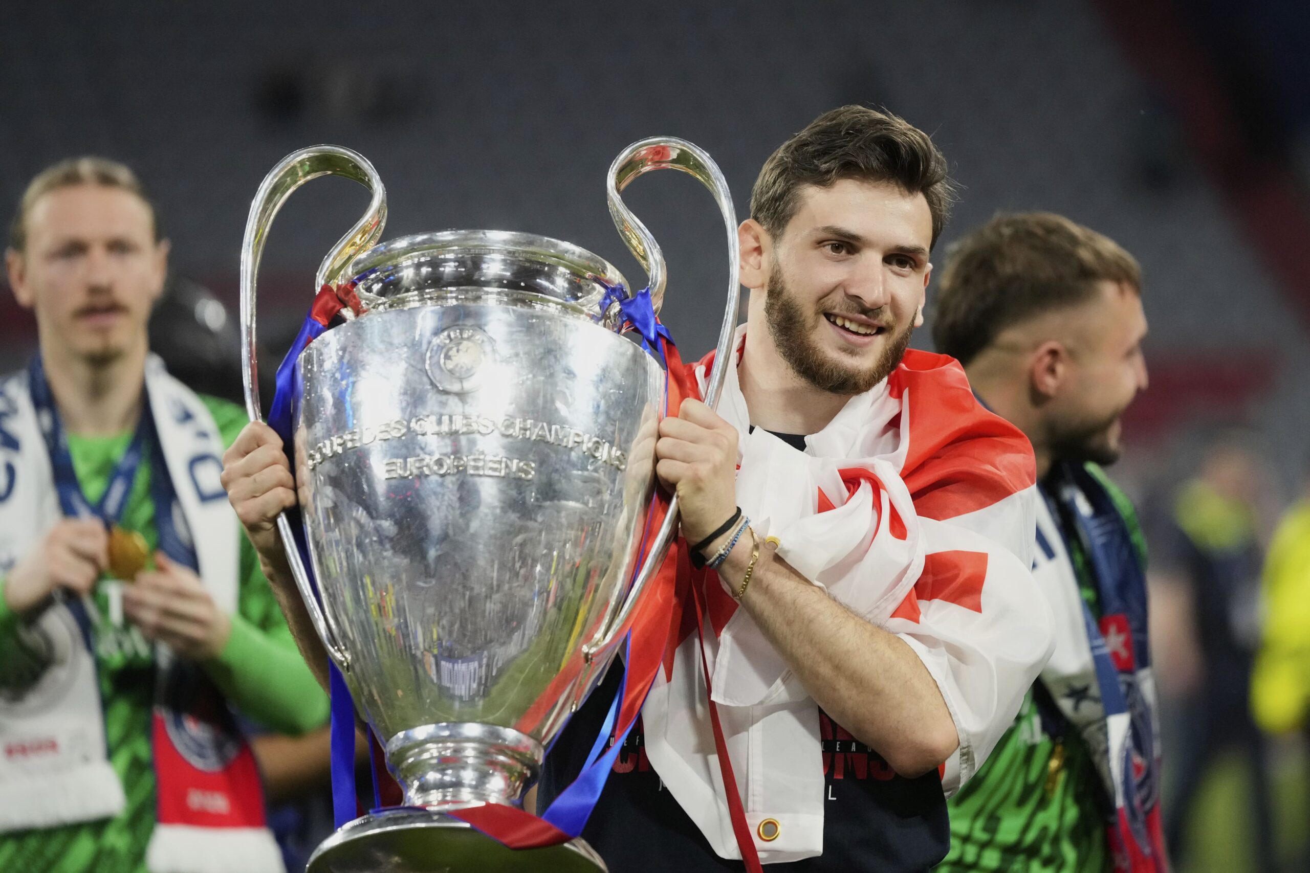 Un joueur du PSG victime d’un cambriolage dans sa maison de vacances au Cannet