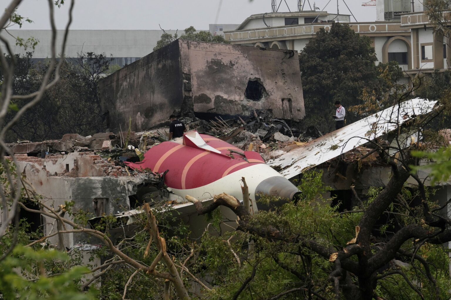 VIDÉO - Crash du vol Air India, les derniers mots du pilote: «Mayday mayday mayday ! Pas de puissance, pas de poussée, descente! »