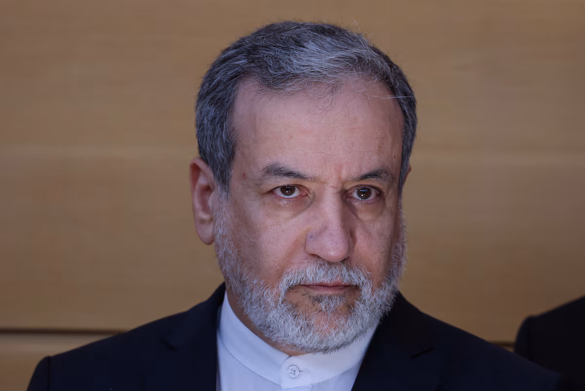 L’Iran se dit prêt à riposter tout en refusant l’élargissement du conflit avec Israël