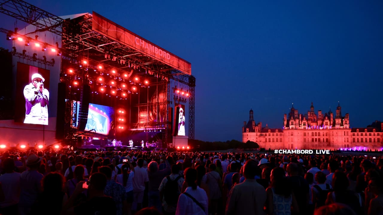 Le château de Chambord transformé en dancefloor géant par les Black Eyed Peas