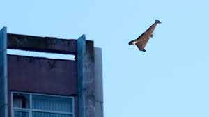 Nouvelle attaque russe à Kiev : le bilan s’alourdit à 28 morts, les secouristes poursuivent les recherches