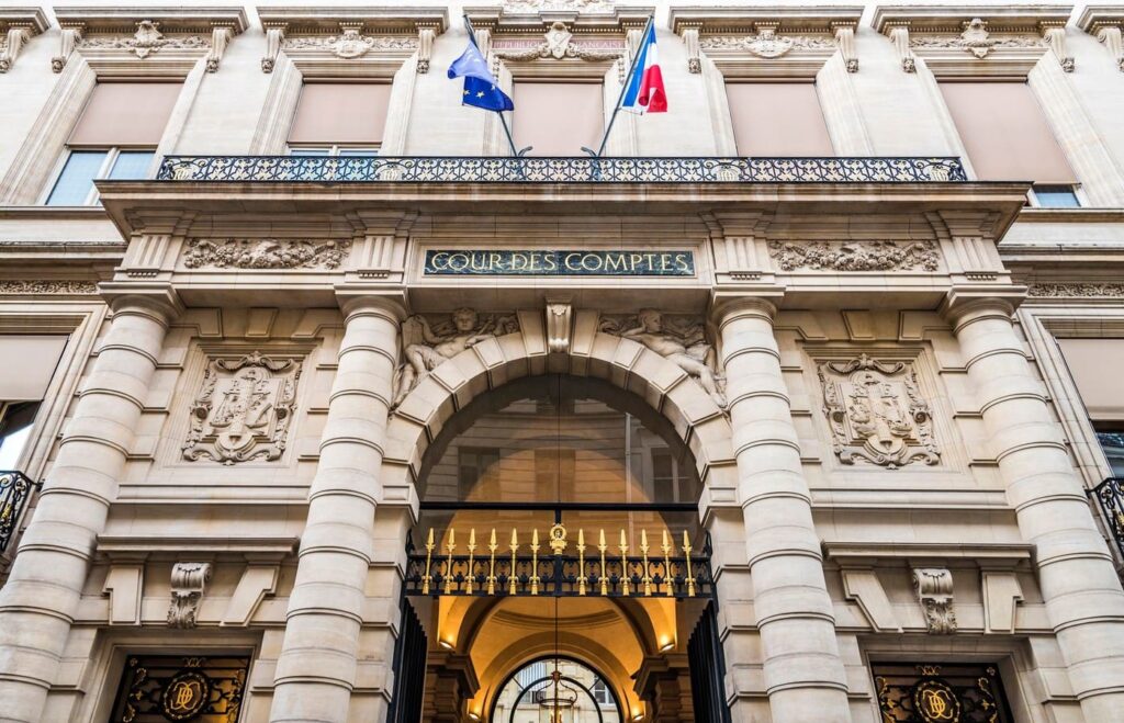 L’hôpital sous pression : la Cour des comptes sonne l’alarme