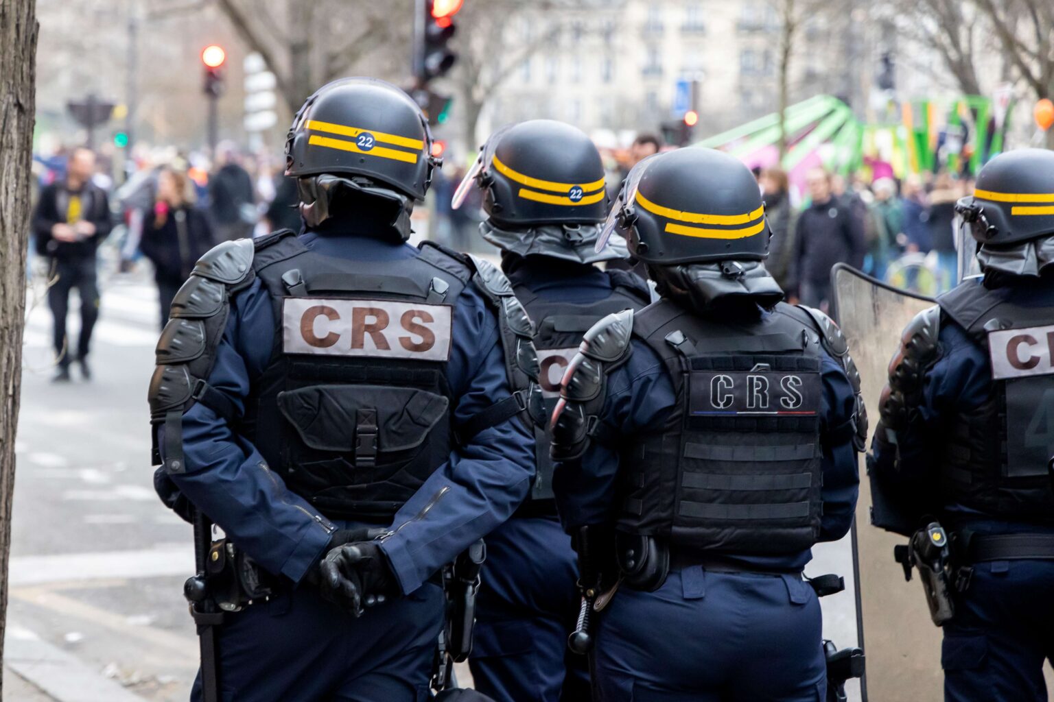 « Un jeu débile » entre CRS vire au drame : des coups aux conséquences irréversibles