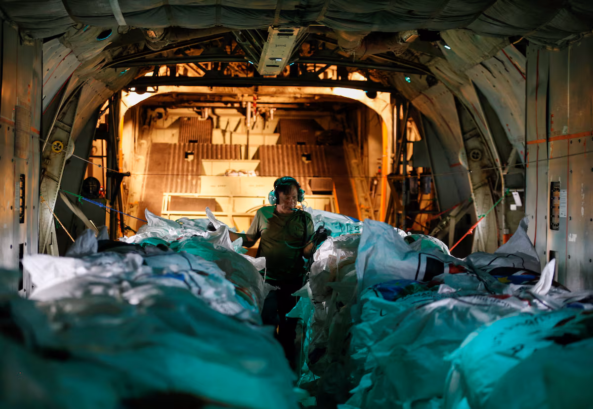 Aide humanitaire ou outil politique ? Le modèle controversé de la société américaine Fogbow en zones de guerre