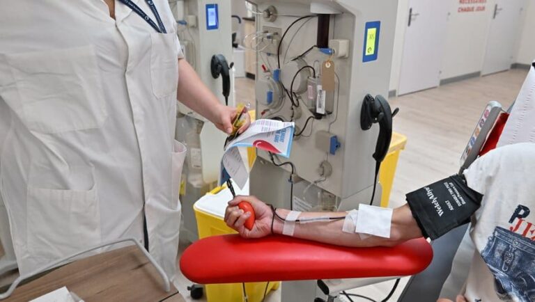 « Gwada négatif » : une Française révèle un groupe sanguin unique au monde, les chercheurs espèrent trouver d’autres cas en Guadeloupe