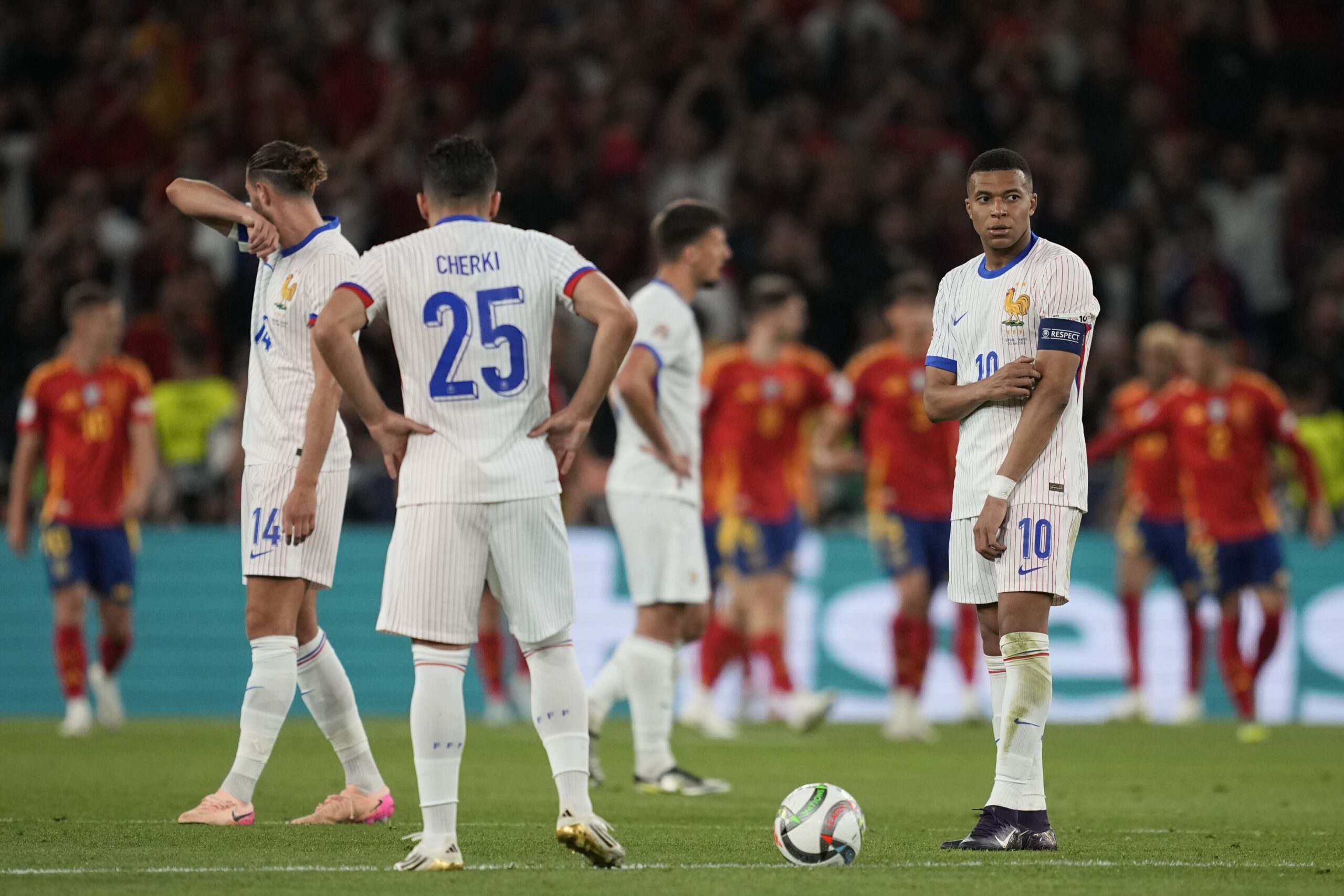 Ligue des Nations: l’Espagne triomphe face à la France dans une demi-finale épique (5-4)