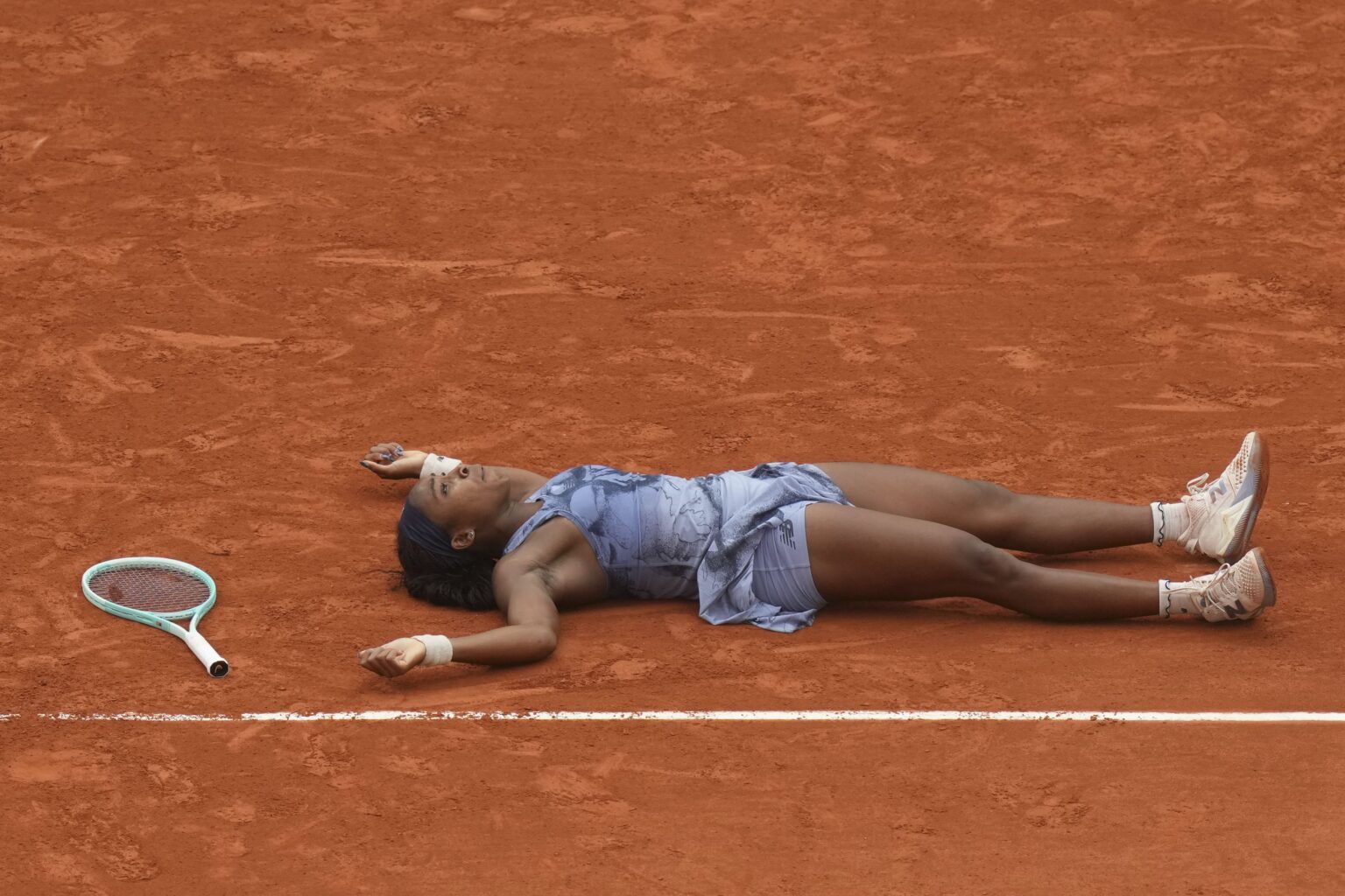 Coco Gauff triomphe à Roland-Garros en battant la numéro 1 mondiale Aryna Sabalenka