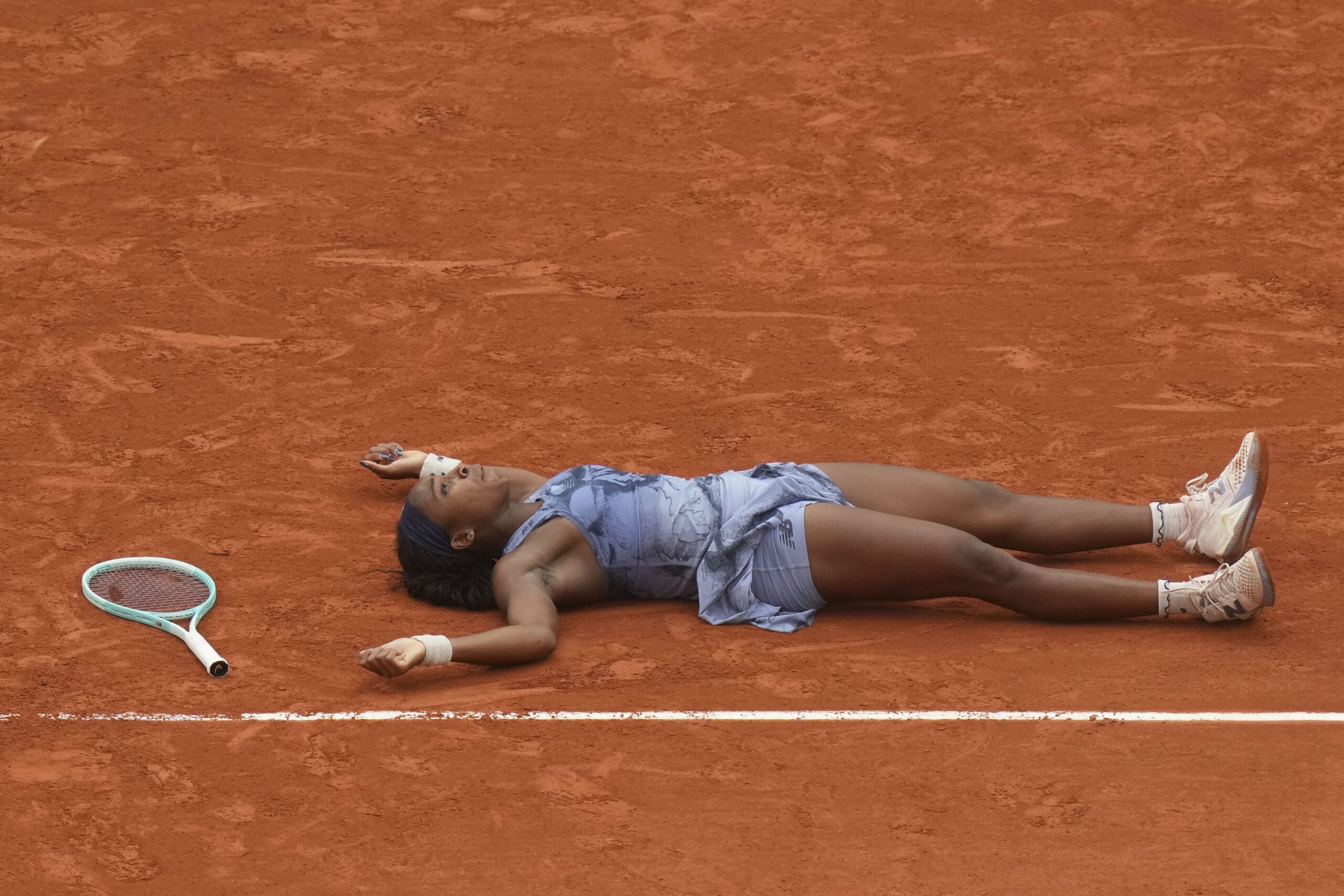 Coco Gauff triomphe à Roland-Garros en battant la numéro 1 mondiale Aryna Sabalenka