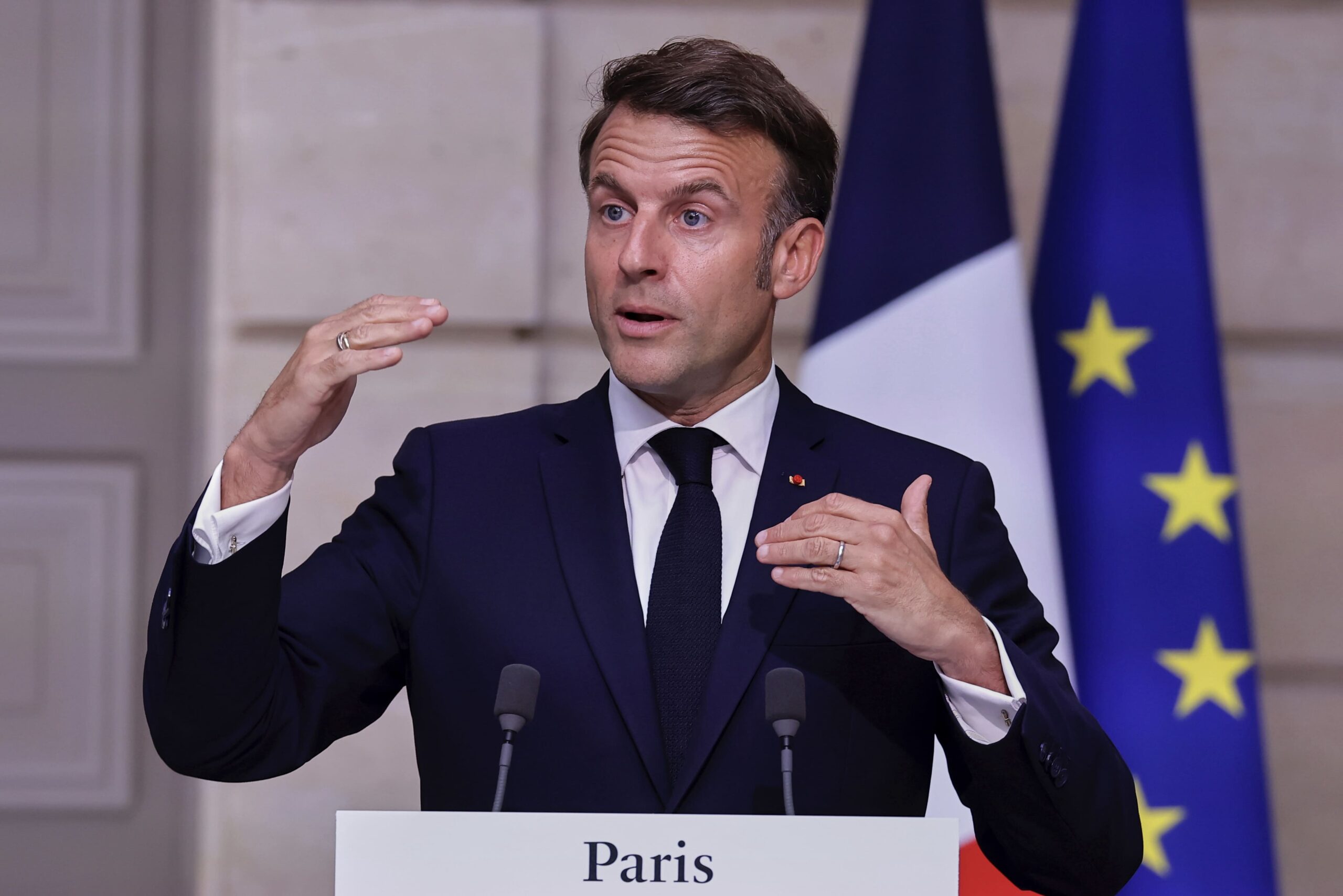 Emmanuel Macron: «La France réaffirme le droit d’Israël à se protéger et à assurer sa sécurité.»