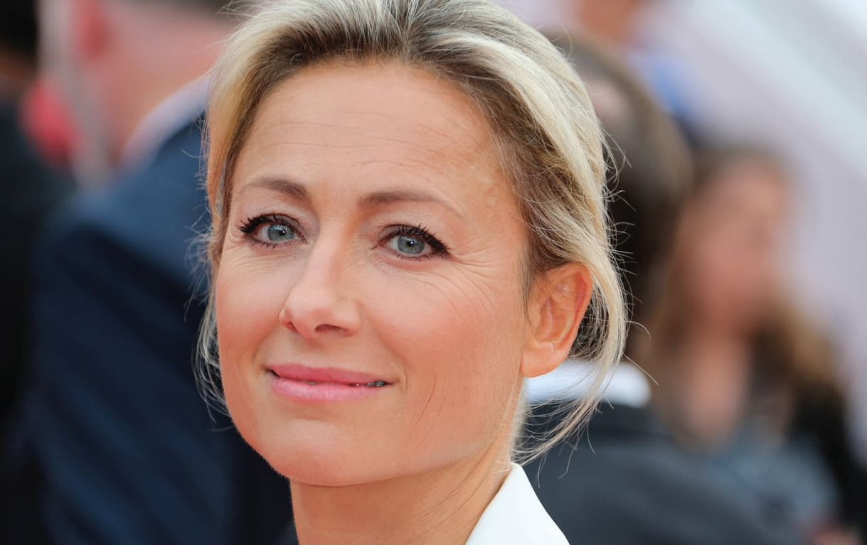 Après l’annonce de son arrivée sur M6 et RTL, Anne-Sophie Lapix fera ses adieux plus tôt que prévu sur France 2