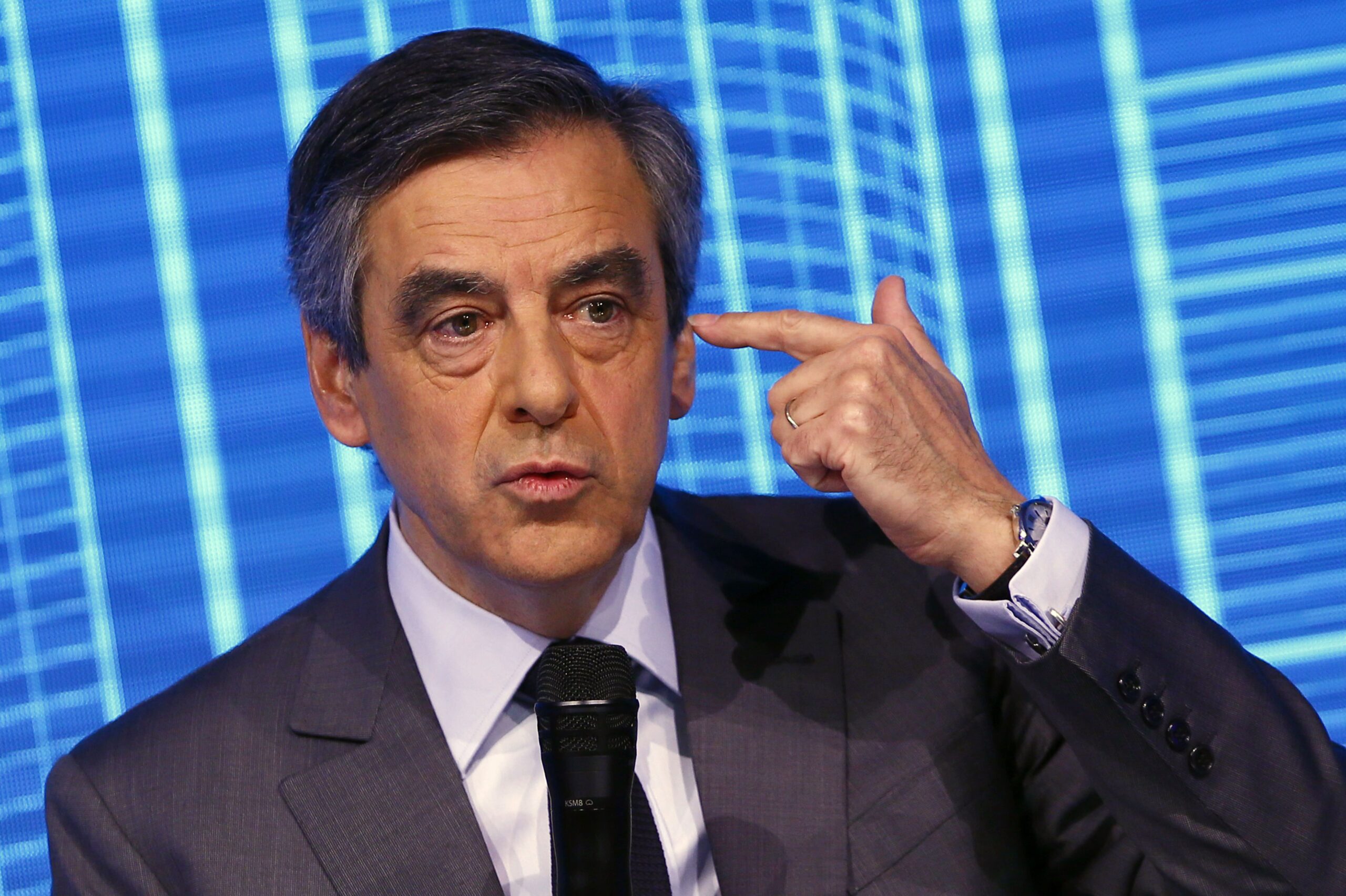 Affaire des emplois fictifs: François Fillon condamné en appel à 4 ans de prison avec sursis et 5 ans d’inéligibilité