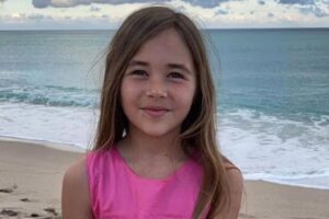 Floride: une fillette de 9 ans attaquée par un requin raconte son calvaire