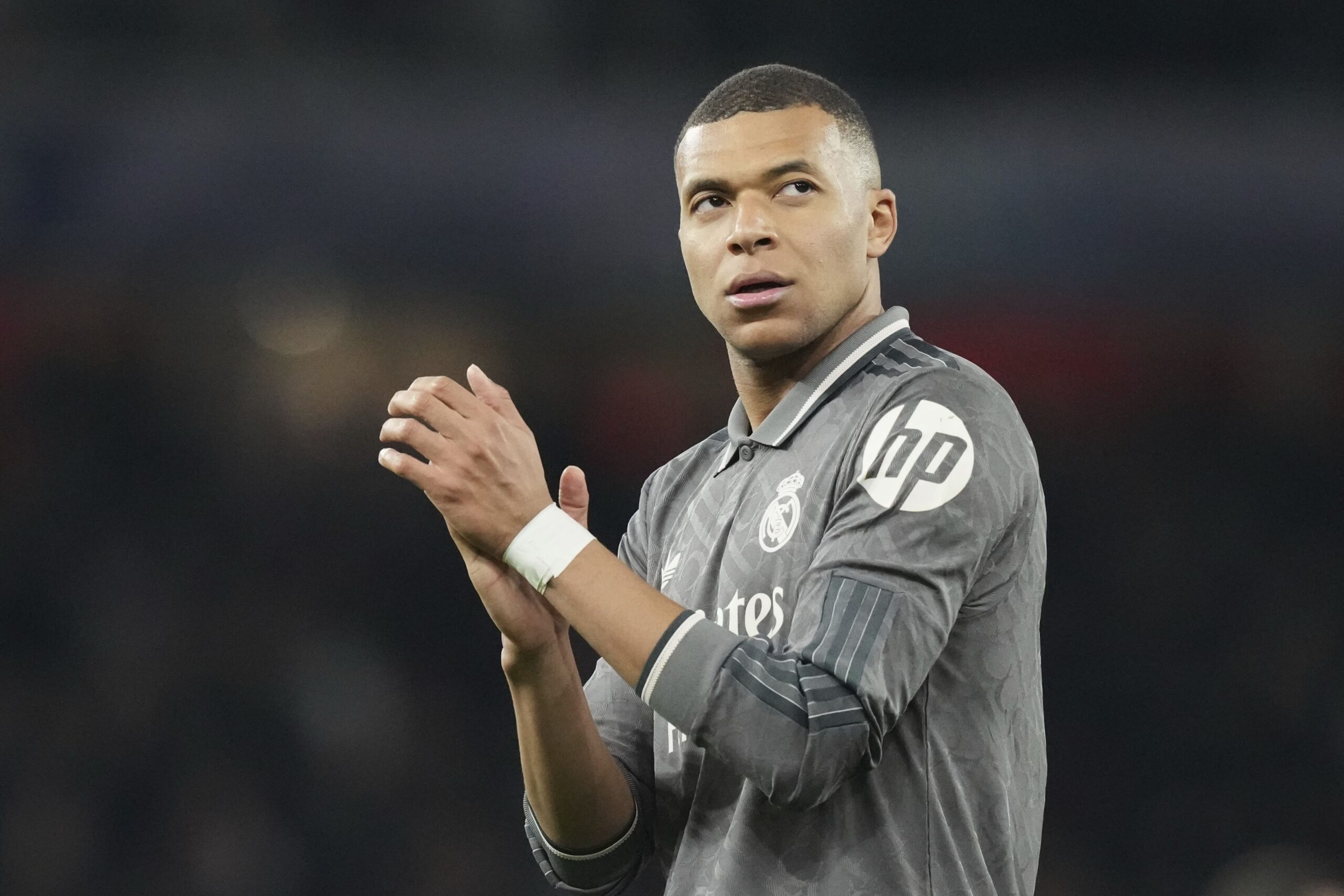 Plainte de Kylian Mbappé contre le PSG pour harcèlement moral. Une information judiciaire ouverte