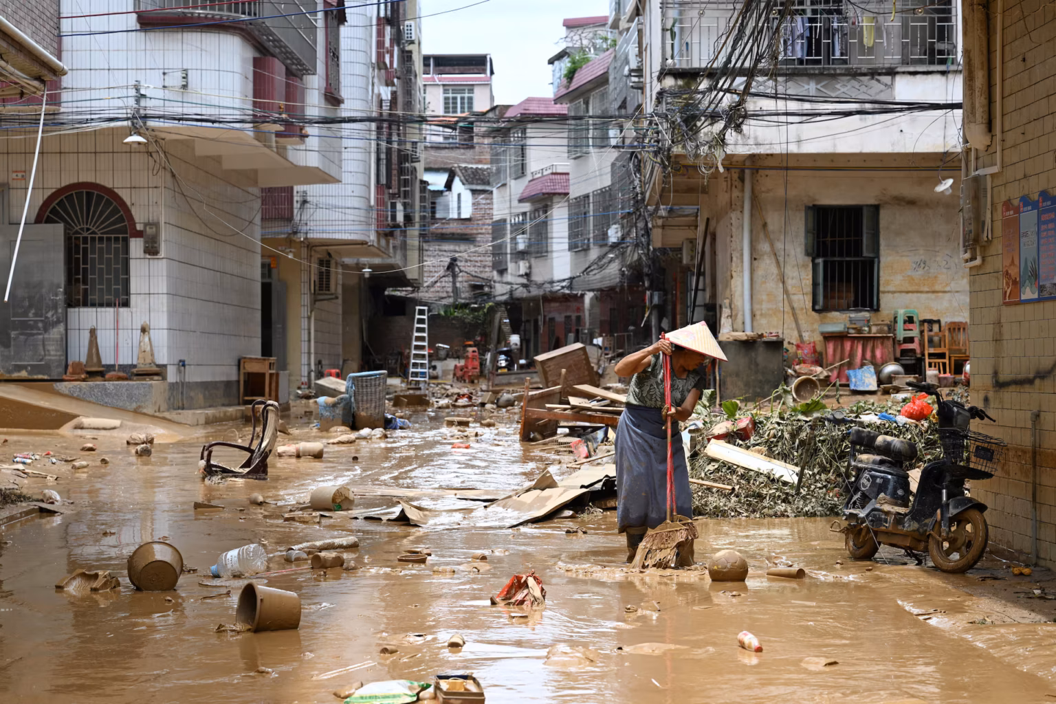 Inondations meurtrières en Chine : Pékin déclenche ses premières alertes rouges face à des tempêtes extrêmes