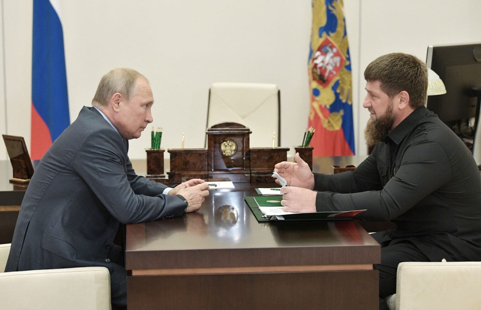 Poutine appelle Kadyrov pour féliciter le mariage de son fils Adam