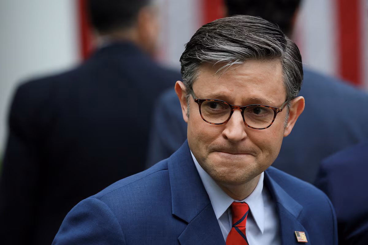 Des parlementaires américains veulent reprendre le contrôle face aux frappes de Trump en Iran