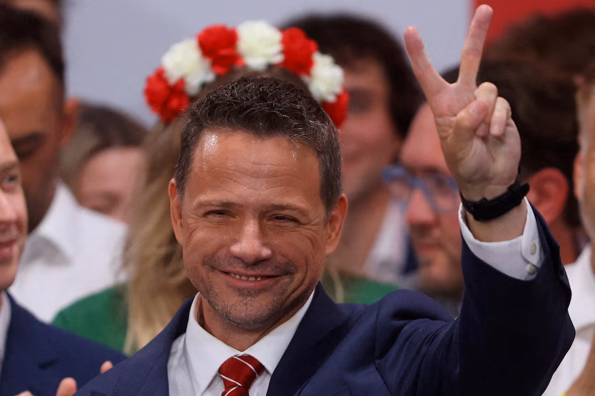 Présidentielle en Pologne : l’équipe de Trzaskowski conteste le résultat et appelle à la mobilisation