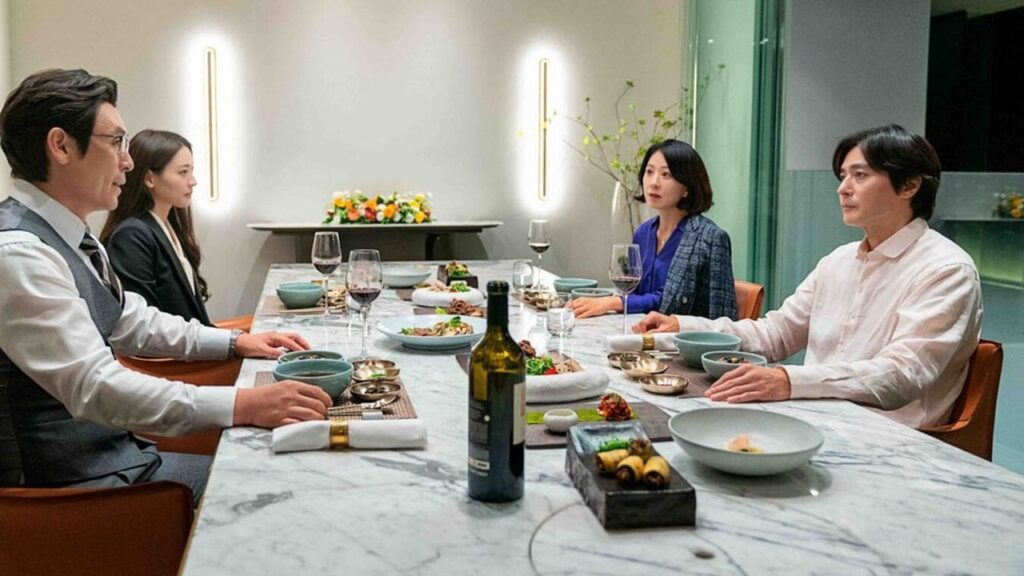 « A Normal Family » : quand la morale vacille autour d’un dîner en famille
