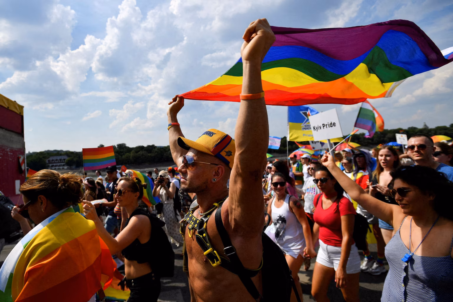 Budapest défie Orban : la mairie organisera la Pride malgré la loi d’interdiction