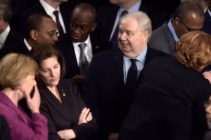 Le nouvel ambassadeur russe reçu par Trump : Moscou promet de « ramener les relations à la normale »