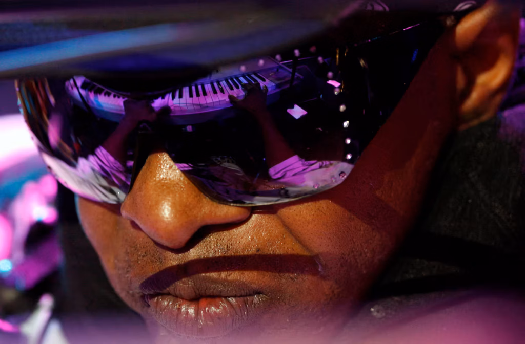 Mort de Sly Stone, pionnier du funk et icône de la contre-culture, à l’âge de 82 ans