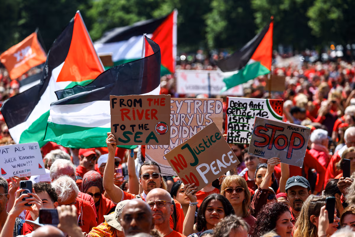 Mobilisation massive aux Pays-Bas contre les actions d’Israël à Gaza