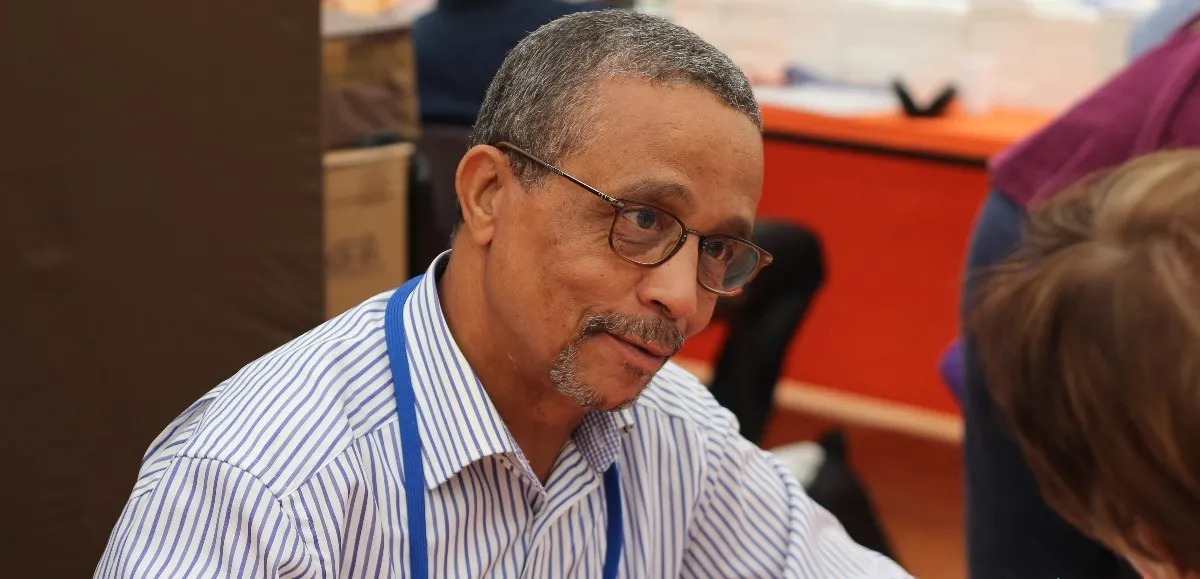 Yasmina Khadra demande la libération de Boualem Sansal auprès du président algérien