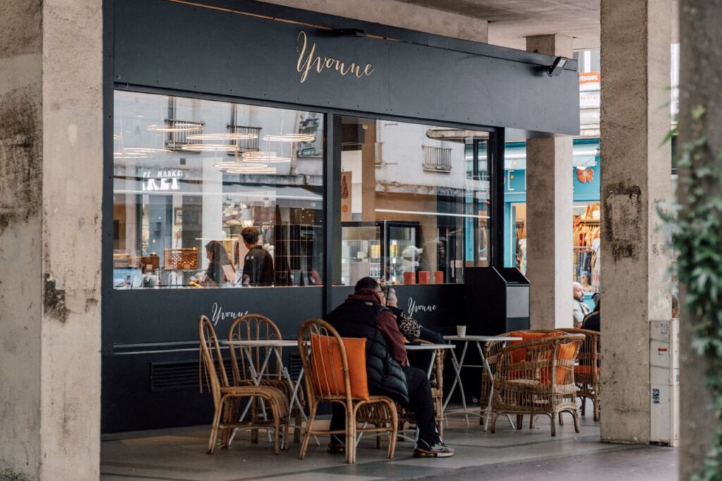 Salariés en colère à Rouen : le train de vie du patron des boulangeries Yvonne fait scandale