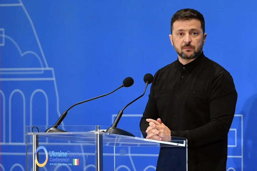 Zelensky affaiblit les institutions anticorruption malgré les alertes de l’UE et des Ukrainiens