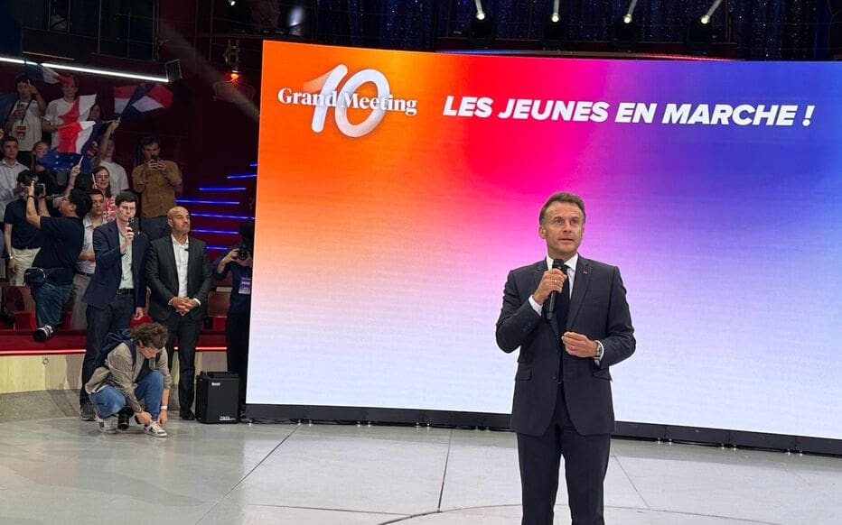 Macron veut revenir en 2032 : “J’ai besoin de vous dans 5 ans, dans 10 ans…”