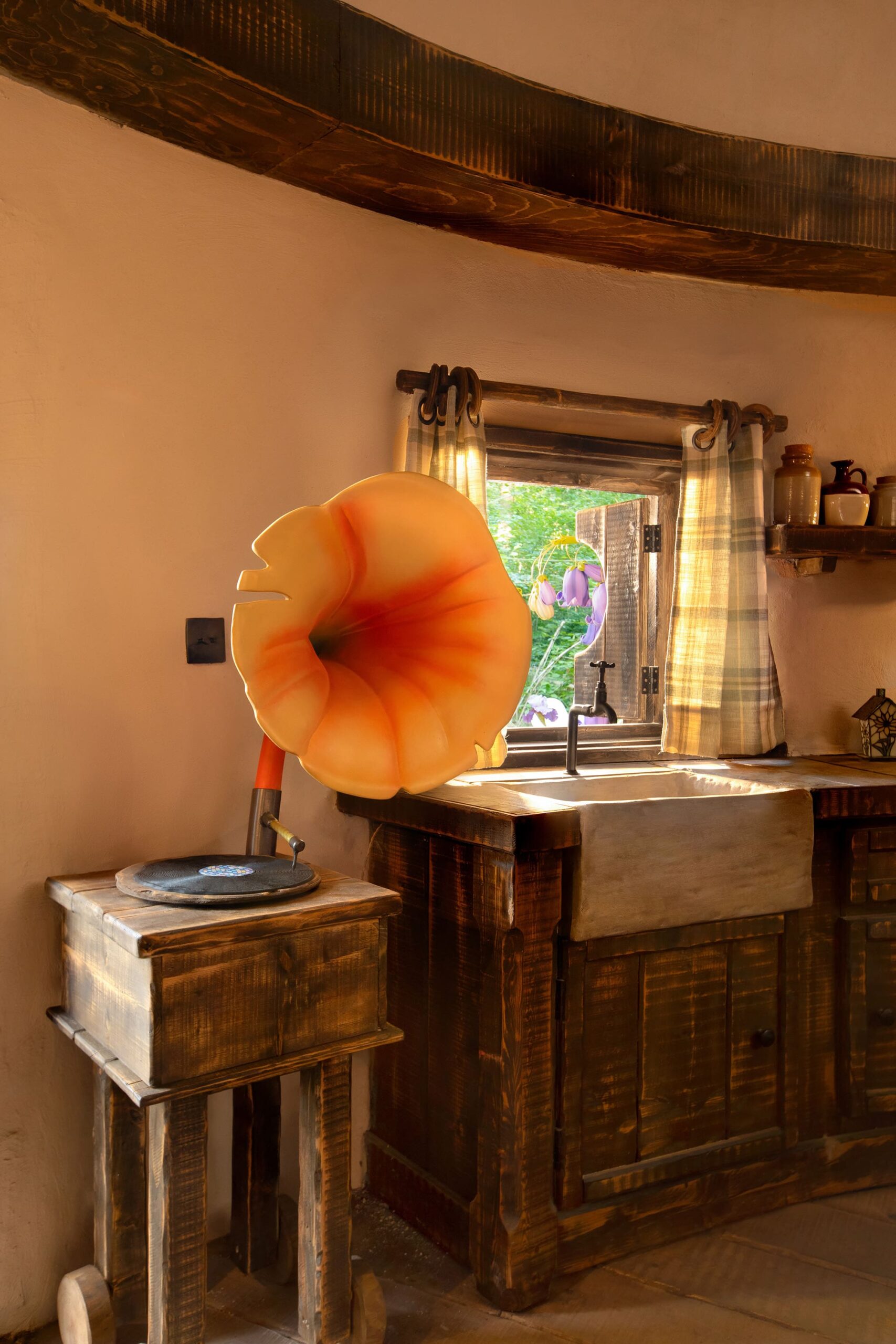 Smurfs Experience – Window – Airbnb