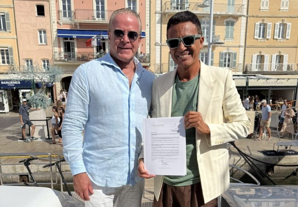 Omar Harfouch rejoint le jury de Miss Univers 2025. Jusque-là, aucun homme Français n’a encore eu droit à cet honneur