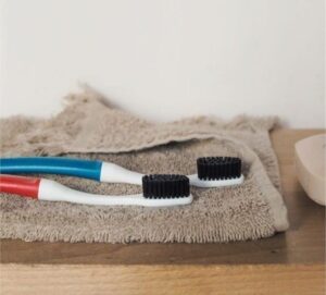 À Beauvais, la brosse à dents devient un symbole de renaissance industrielle