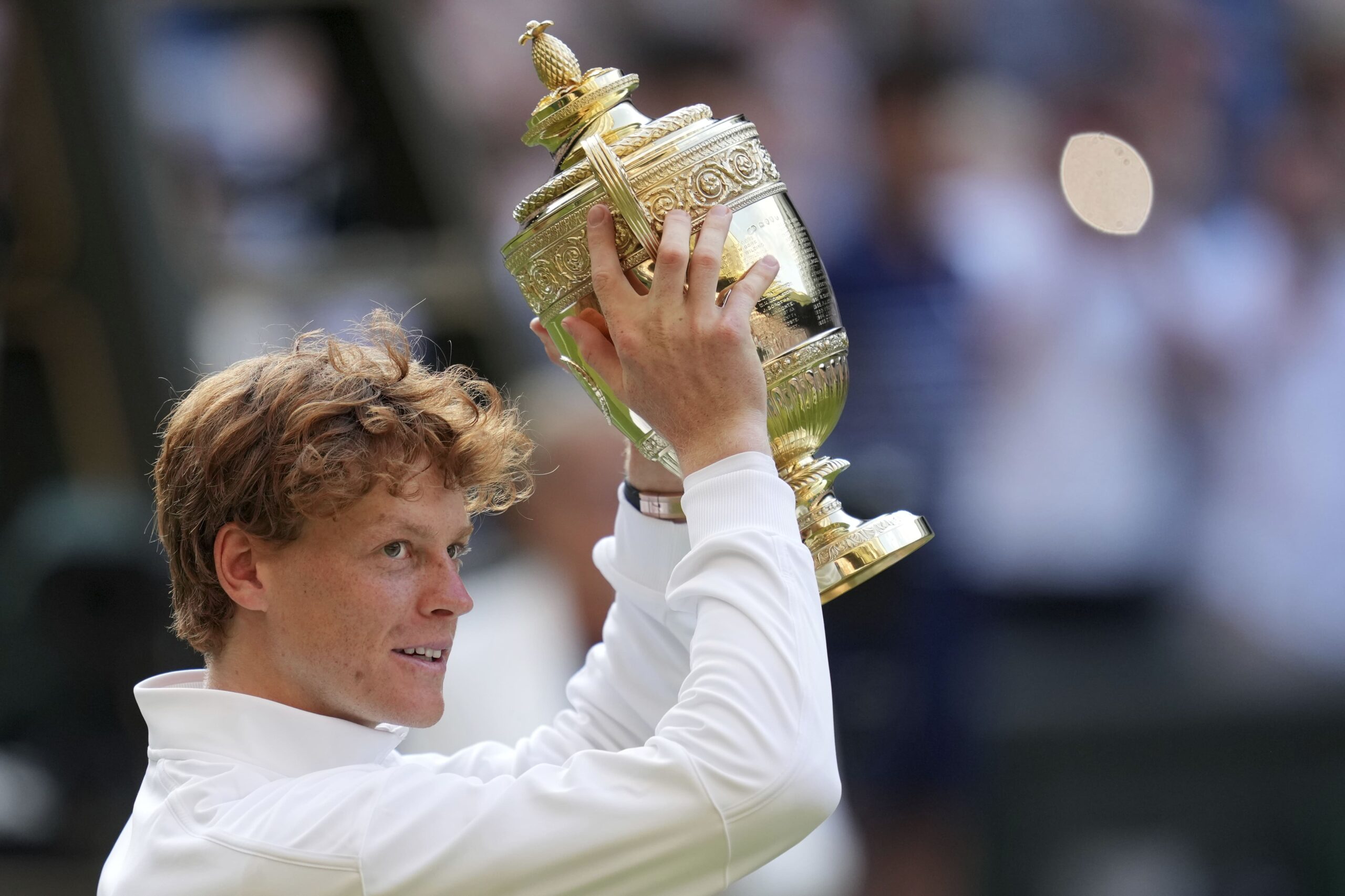 Tennis - Jannik Sinner se venge de Carlos Alcaraz et remporte son premier Wimbledon