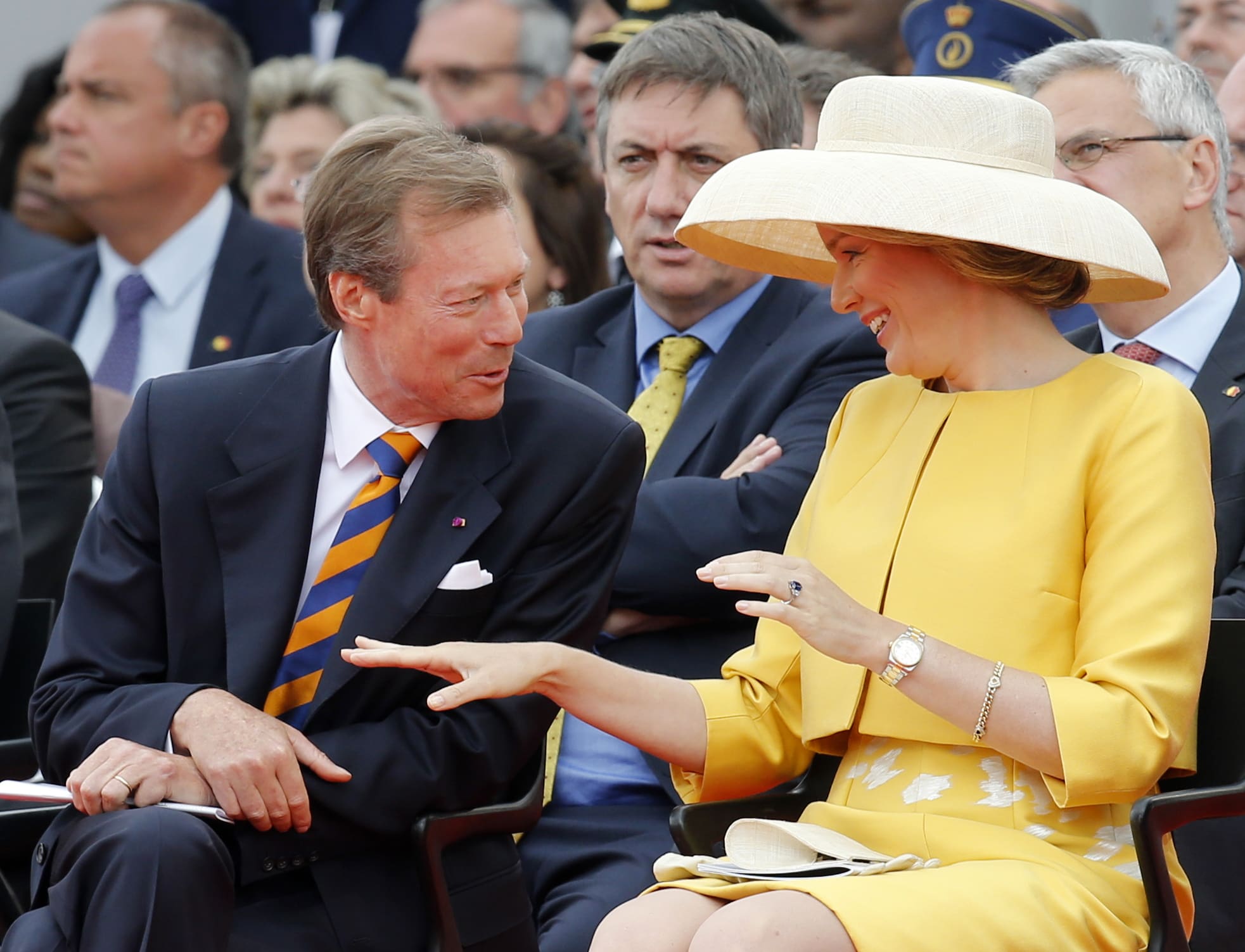 Familles royales - Découvrez l'incroyable surprise faite à Henri, Grand-Duc du Luxembourg, par son épouse Maria  Teresa