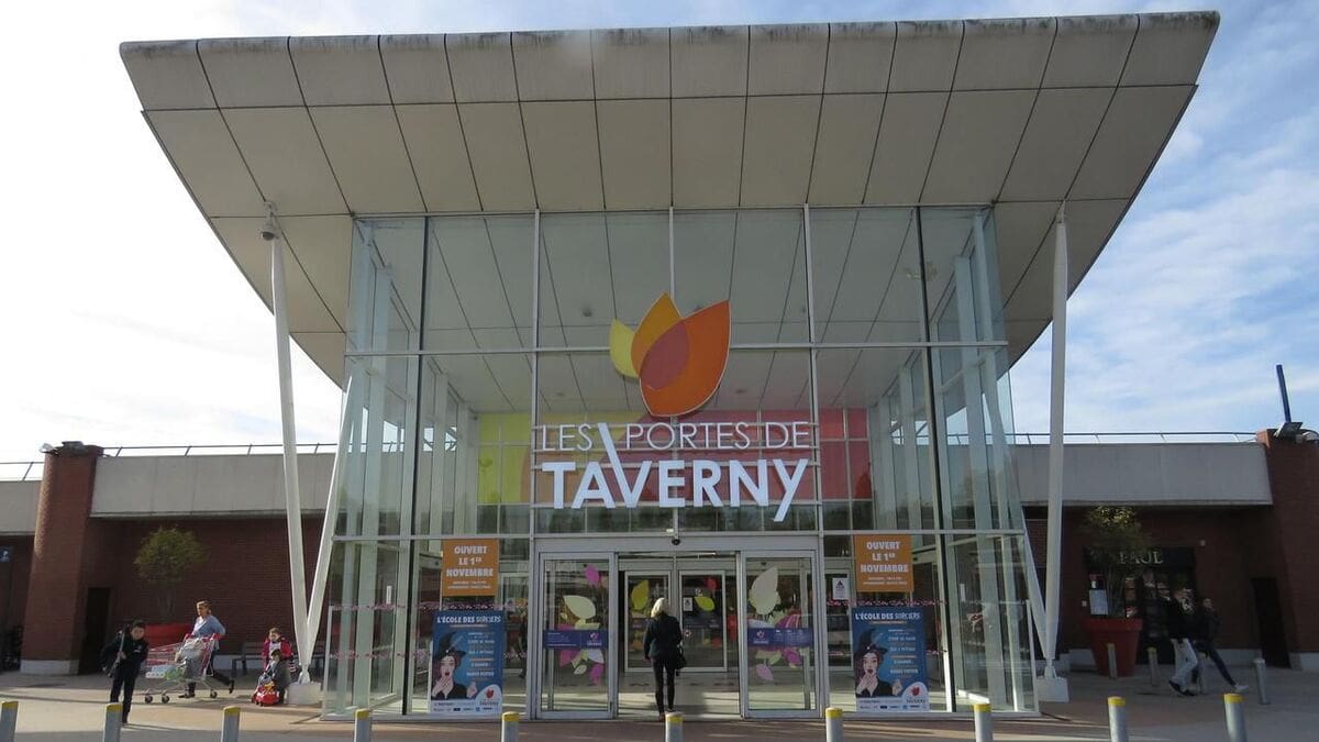 Braquages téléguidés depuis sa cellule : un détenu soupçonné d’avoir orchestré les attaques de Taverny