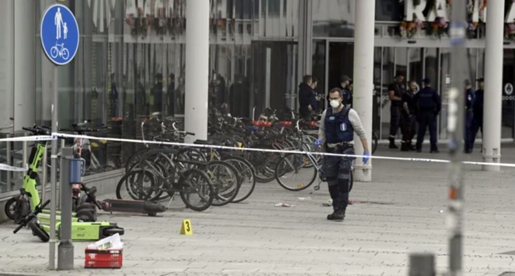 Finlande - Attaque au couteau dans un centre commercial. Plusieurs blessés