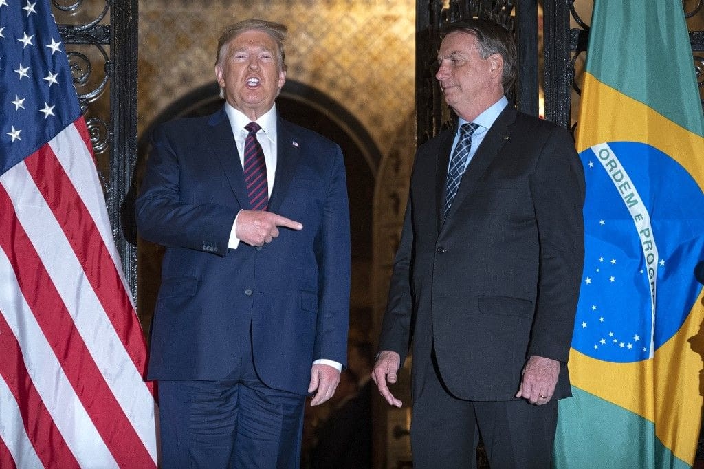 Crise diplomatique entre Washington et Brasilia après des propos américains sur Bolsonaro et de nouvelles menaces tarifaires de Trump