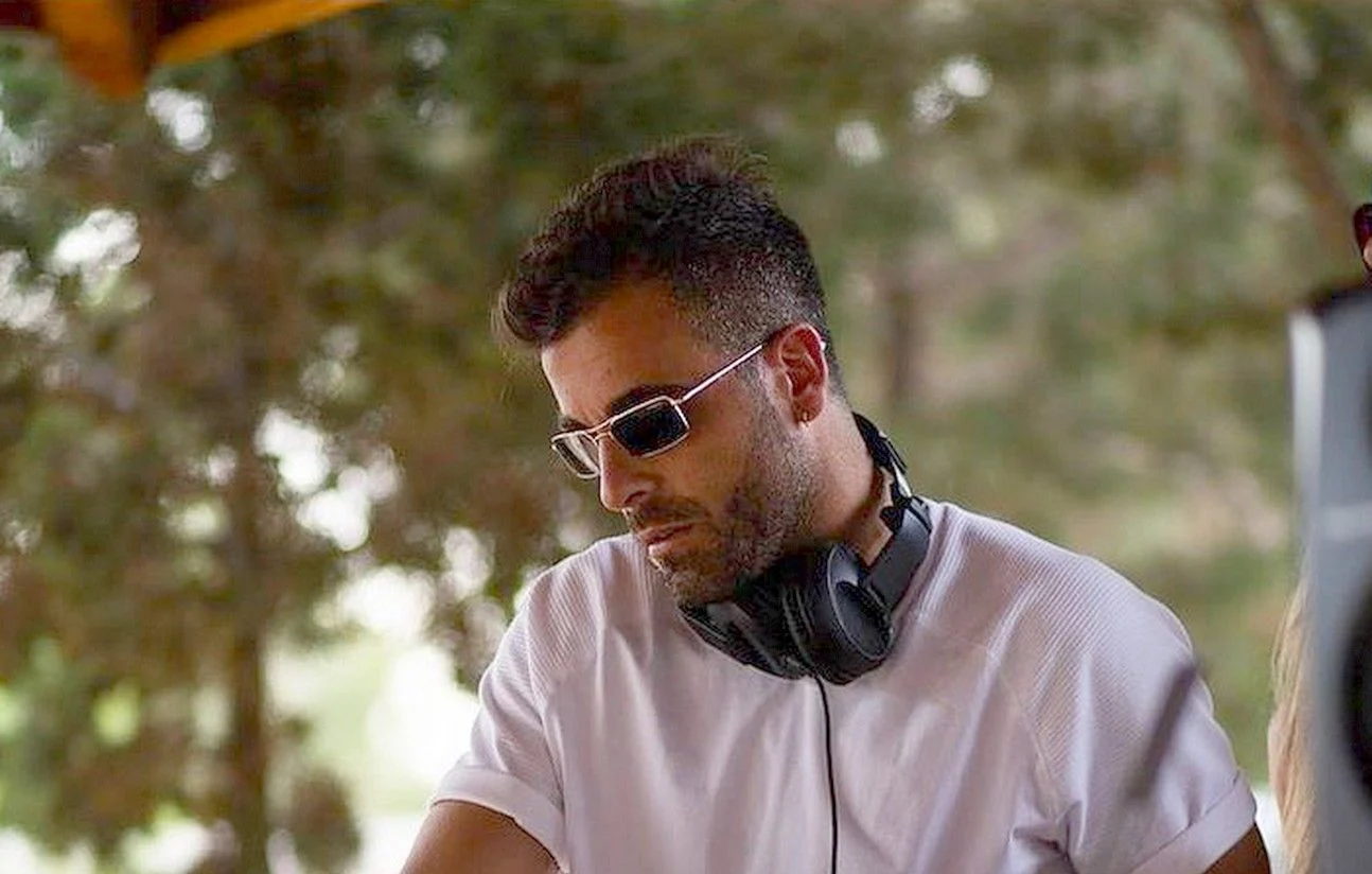 DJ Godzi retrouvé mort à Ibiza : une intervention policière en question