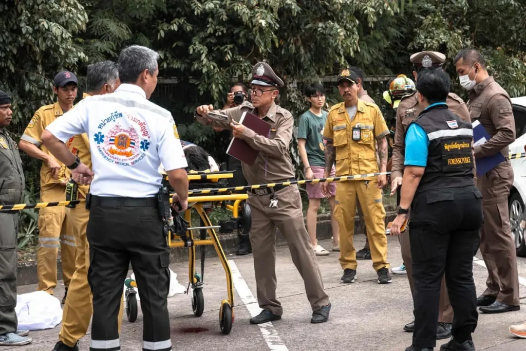 Fusillade à Bangkok : un homme armé tue cinq personnes sur un marché avant de se suicider Fusillade à Bangkok : un homme armé tue cinq personnes sur un marché avant de se suicider