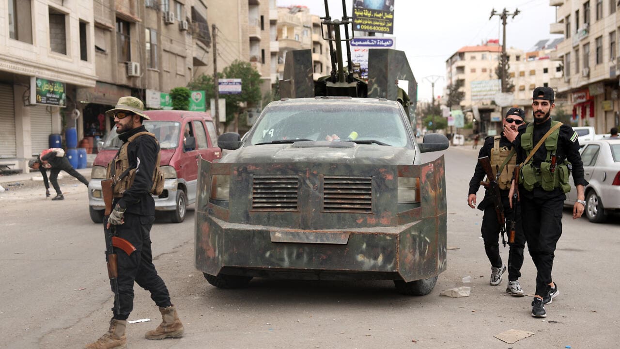 Israël bombarde le sud de la Syrie et promet de défendre la minorité druze contre Damas