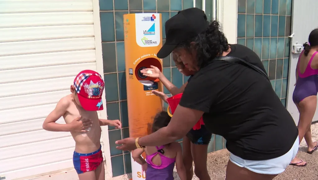 La Rochelle mise sur la prévention gratuite : on offre de la crème solaire sur les plages 