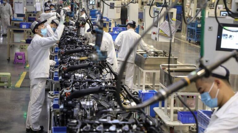 L’économie chinoise ralentit malgré une croissance du PIB supérieure aux prévisions, la consommation en berne et les tensions commerciales en hausse