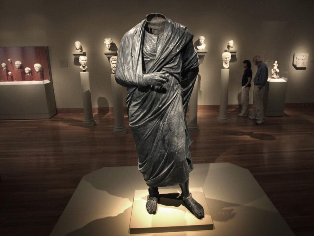Les États-Unis restituent à la Turquie une statue antique de Marc Aurèle